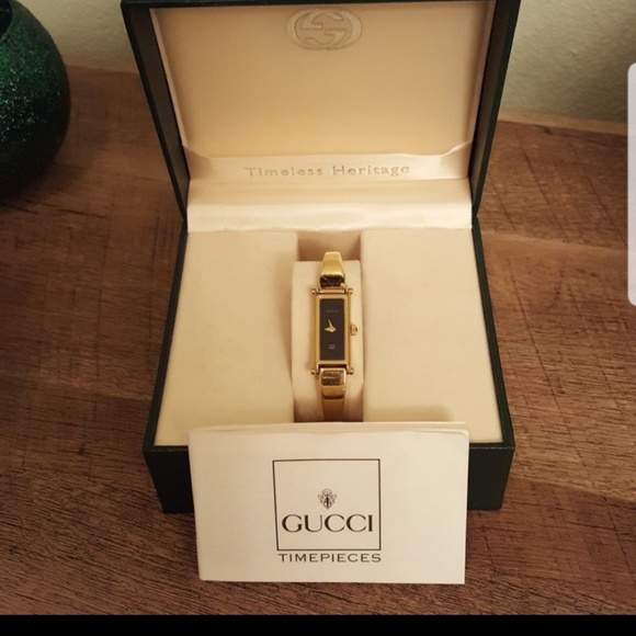 Gucci Accessories - Gucci watch
